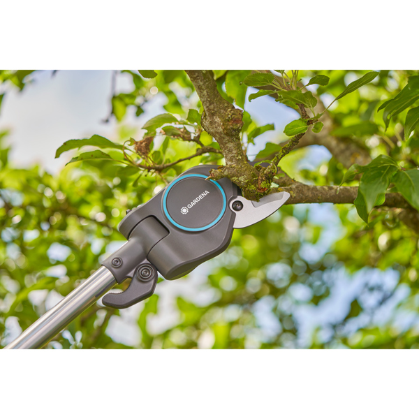 Gardena StarCut Pro S Telescopic Pruning Lopper