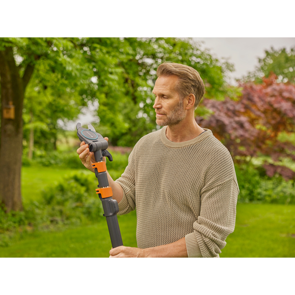 Gardena StarCut Pro L Telescopic Pruning Lopper